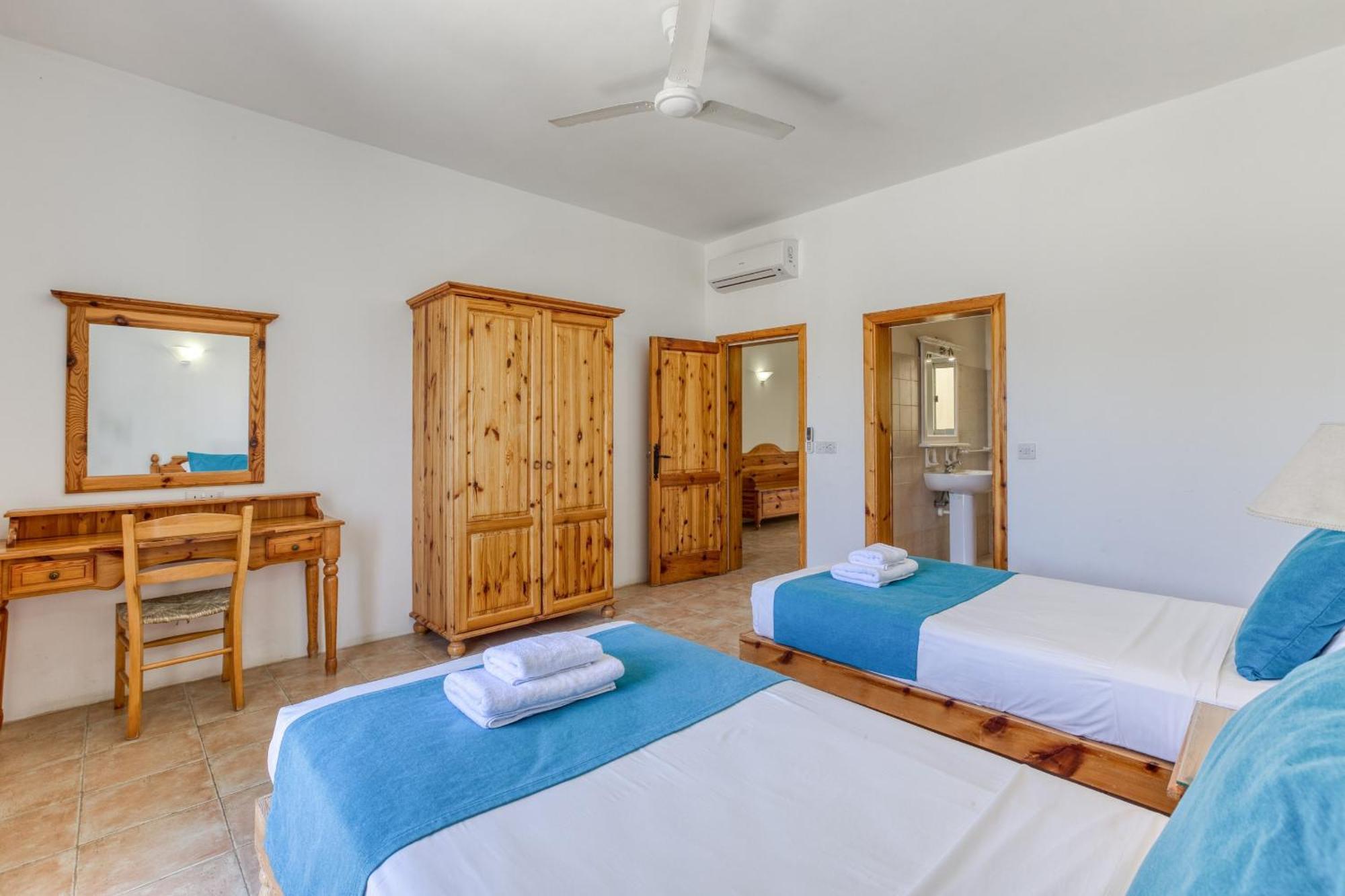 Ta Frenc Apartments Għasri Exteriör bild