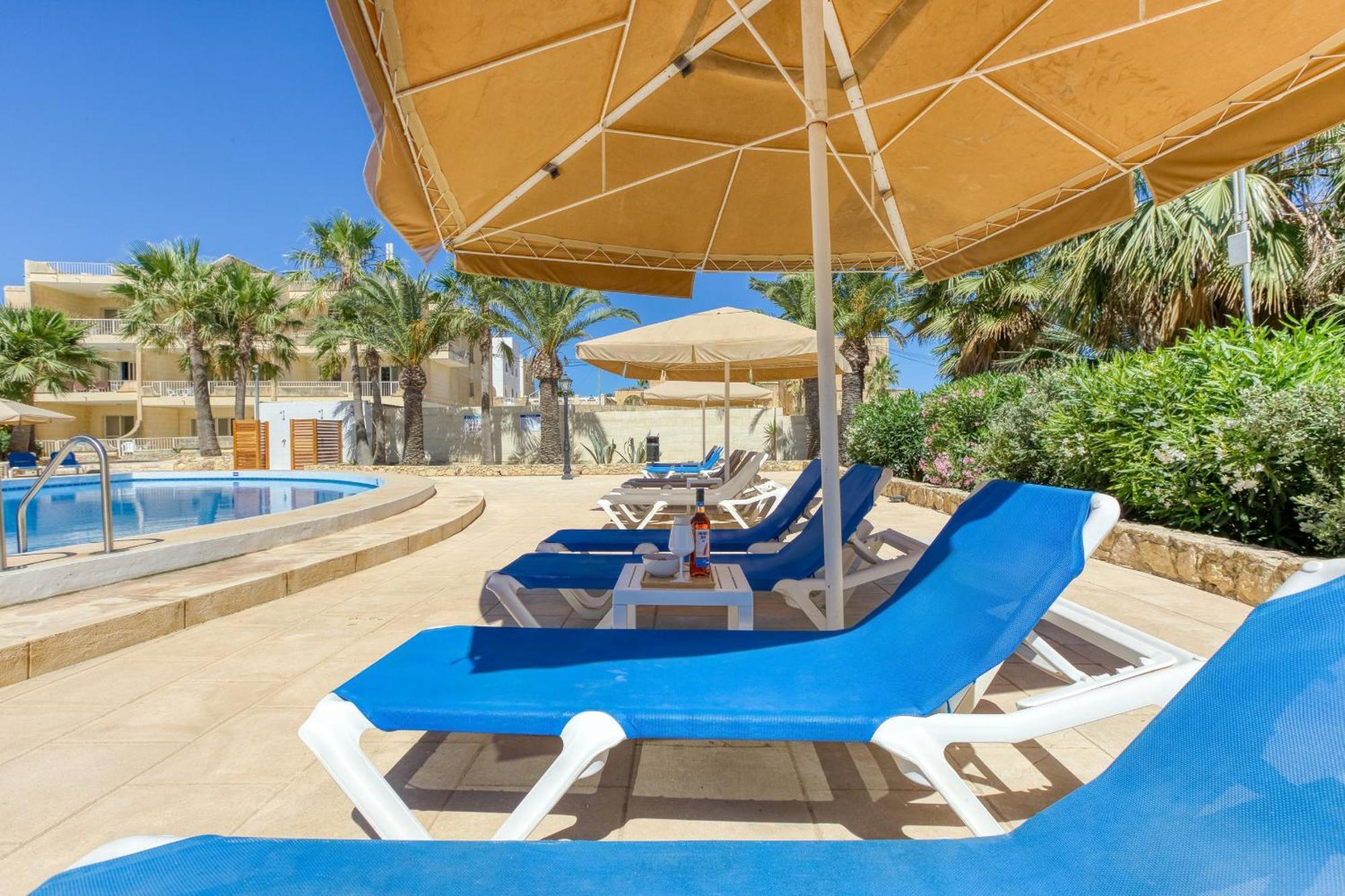 Ta Frenc Apartments Għasri Exteriör bild