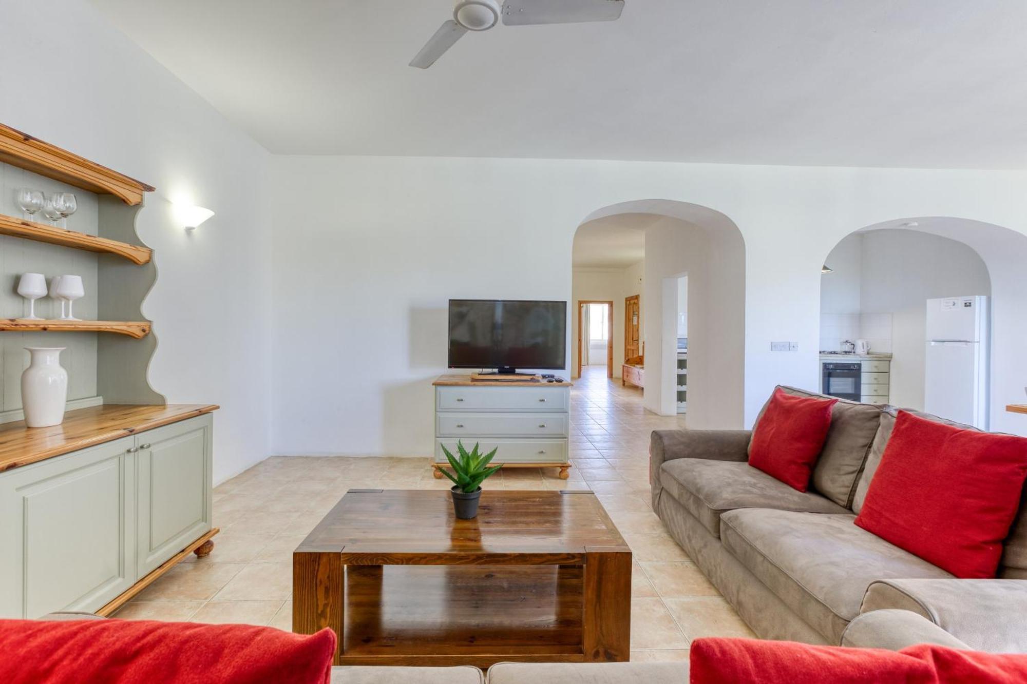 Ta Frenc Apartments Għasri Exteriör bild