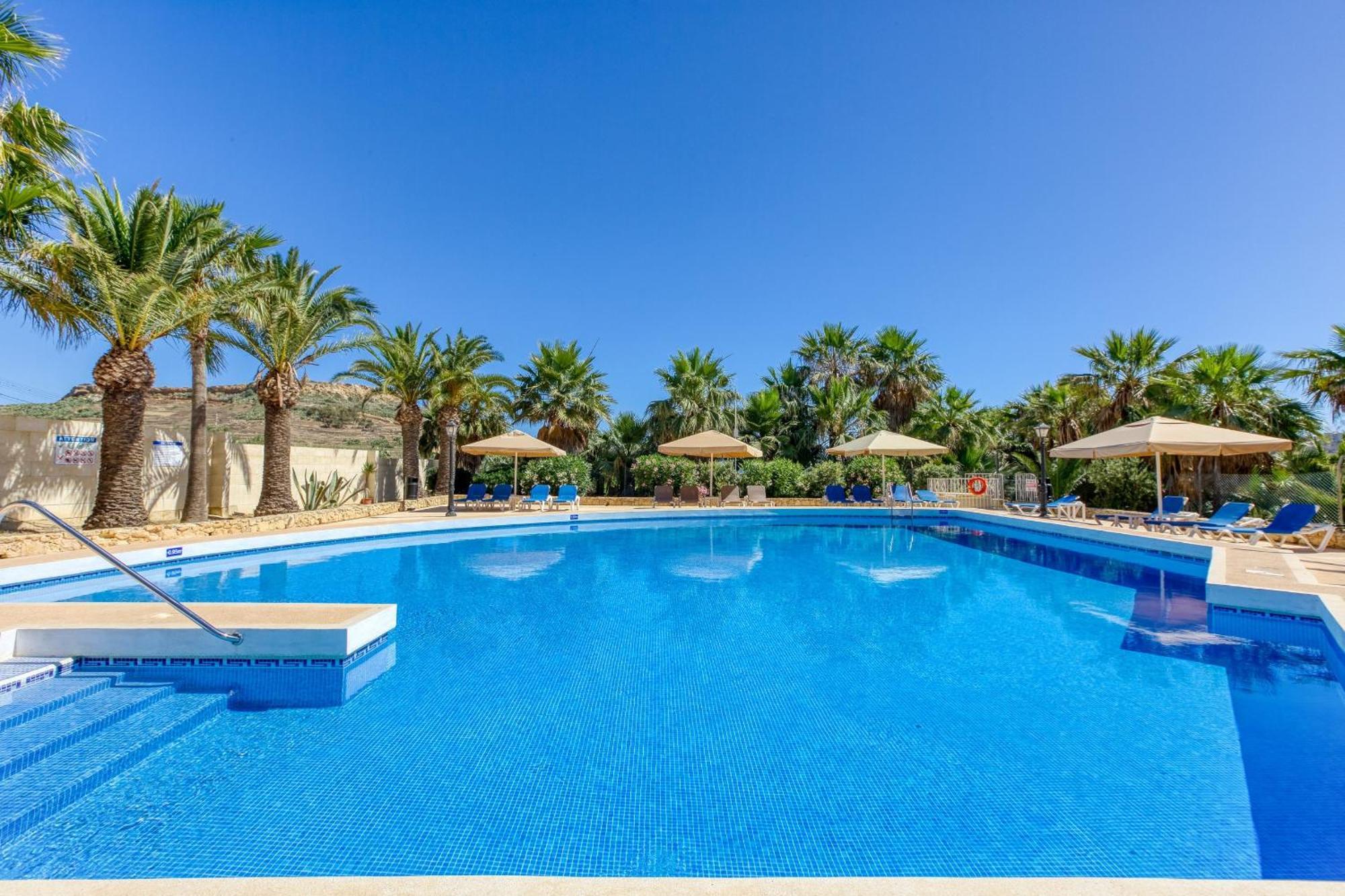 Ta Frenc Apartments Għasri Exteriör bild